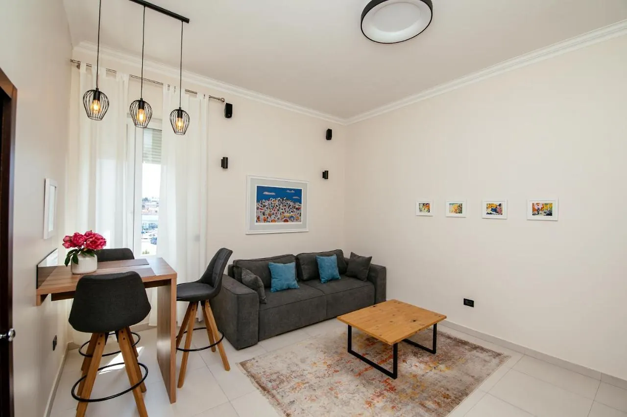 Apartment City Harbour Deluxe Suites Zadar Kroatien
