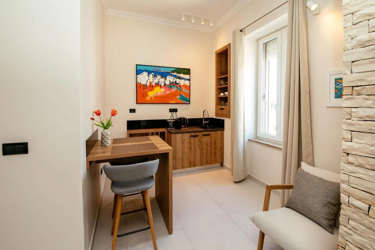 City Harbour Deluxe Suites Задар 0*,  Хорватия
