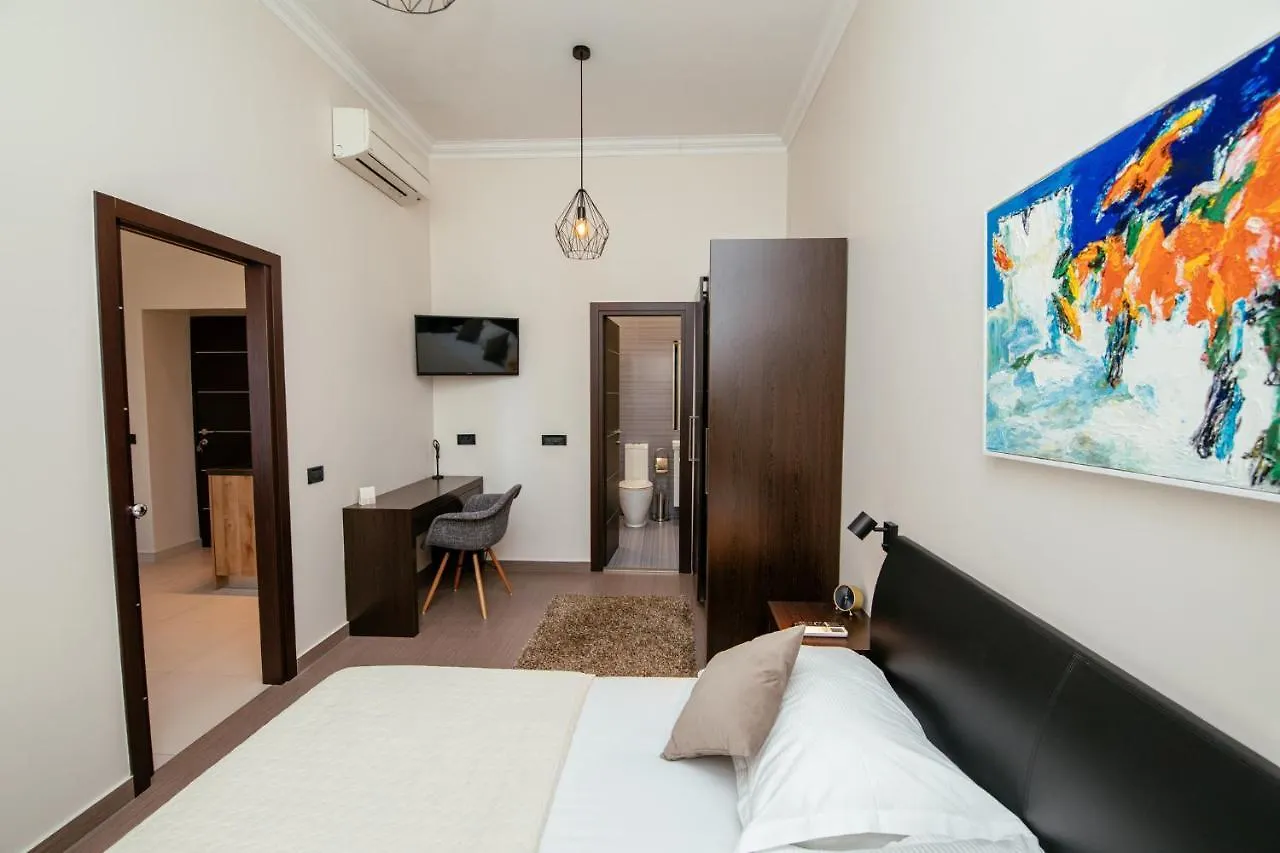 City Harbour Deluxe Suites Задар