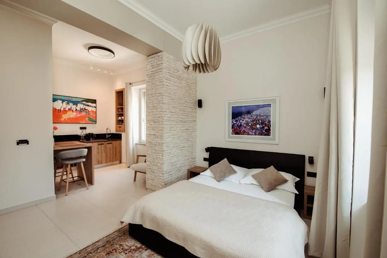 City Harbour Deluxe Suites Zadar Apartment
